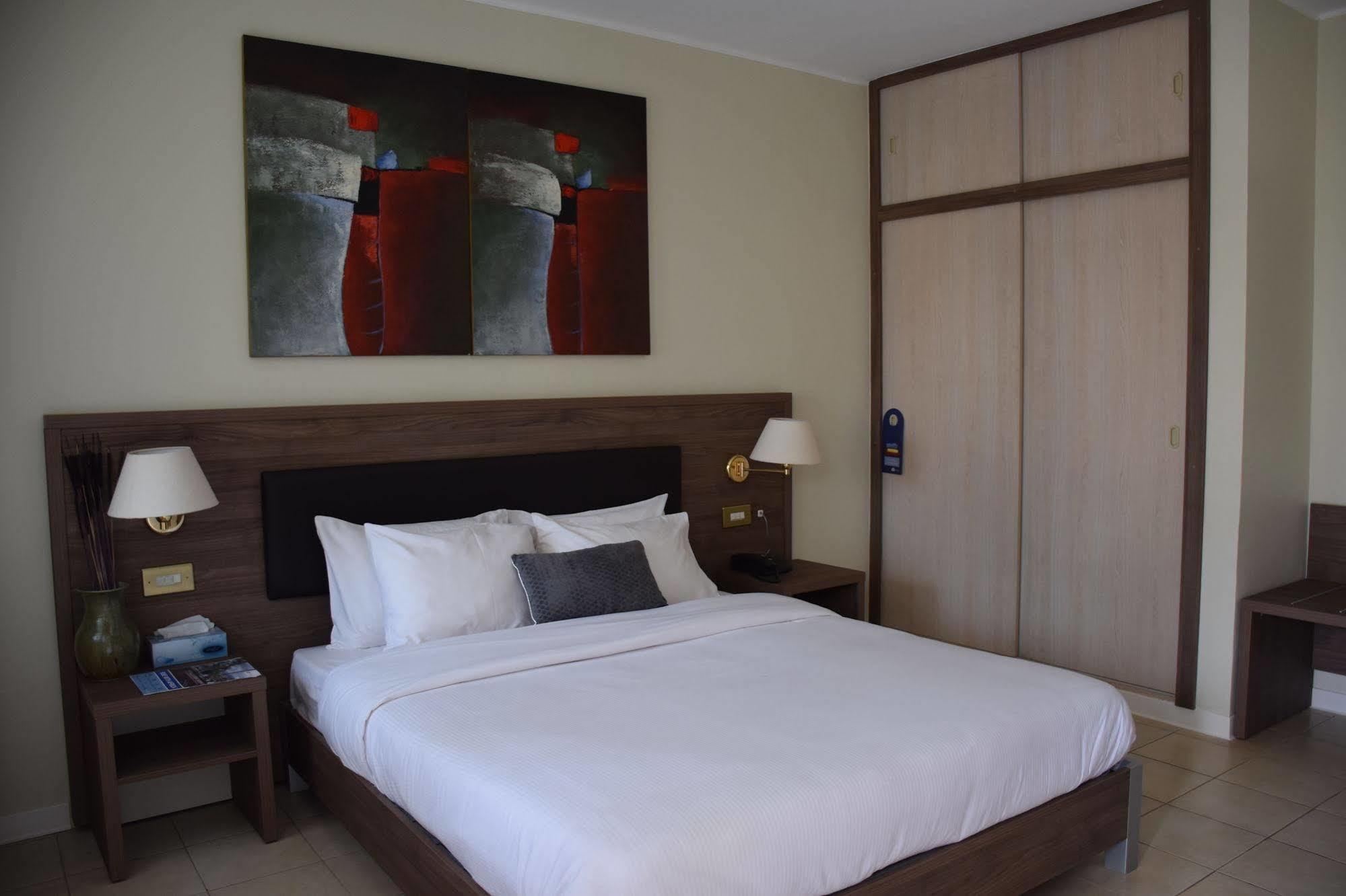 Urban By Cityblue Kampala Exterior foto